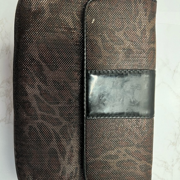 Shimmer snake skin purse - Picture 5 of 8